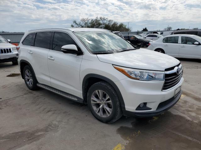 5TDKKRFH2FS112020 - 2015 TOYOTA HIGHLANDER XLE WHITE photo 4