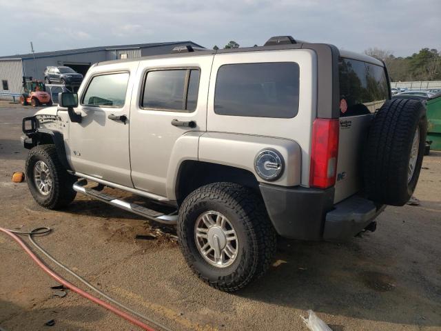 5GTDN136568307854 - 2006 HUMMER H3 TAN photo 2