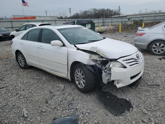 4T1BF3EK9BU741662 - 2011 TOYOTA CAMRY BASE WHITE photo 4