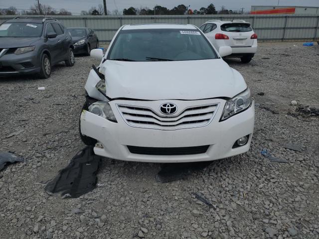 4T1BF3EK9BU741662 - 2011 TOYOTA CAMRY BASE WHITE photo 5