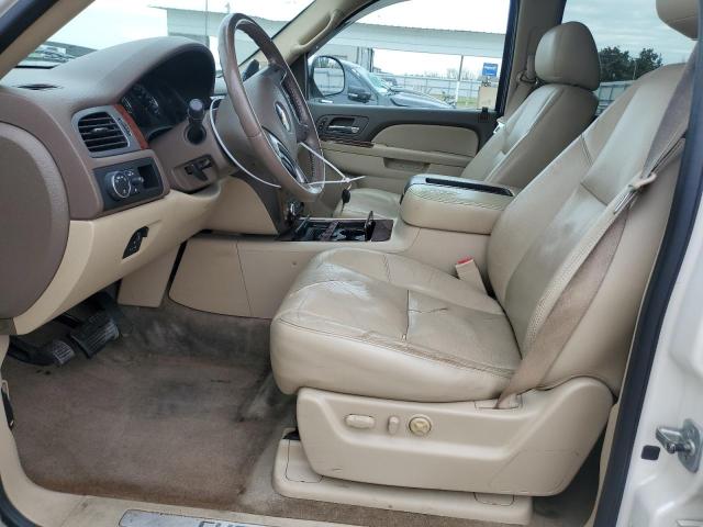 3GNNCGE03AG261724 - 2010 CHEVROLET AVALANCHE LTZ BEIGE photo 7