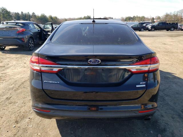 3FA6P0HD1HR268506 - 2017 FORD FUSION SE BLACK photo 6