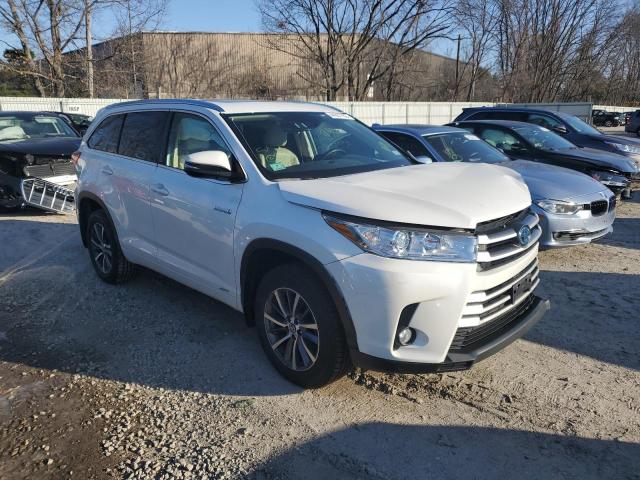 5TDJGRFHXHS025160 - 2017 TOYOTA HIGHLANDER HYBRID WHITE photo 4