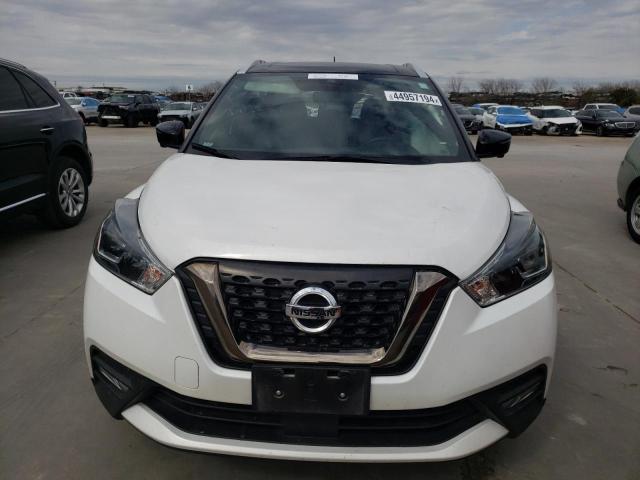 3N1CP5DV8LL517553 - 2020 NISSAN KICKS SR WHITE photo 5