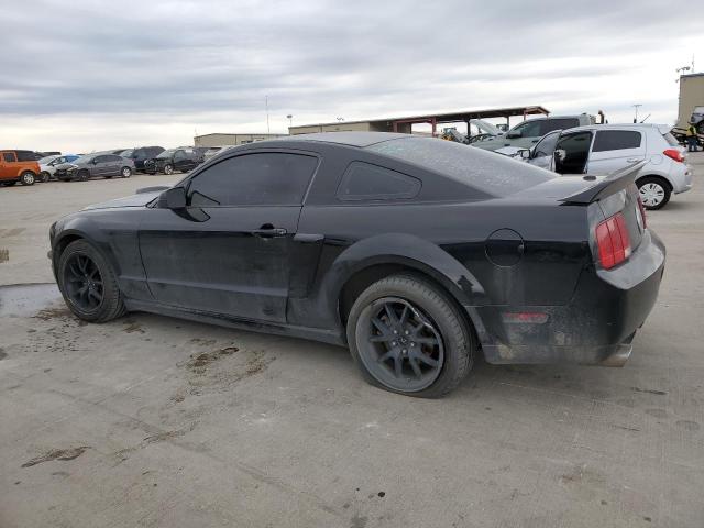 1ZVHT82H375203552 - 2007 FORD MUSTANG GT BLACK photo 2