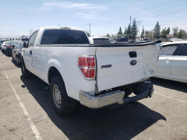 1FTNF1CF4DKE79060 - 2013 FORD F150 WHITE photo 2