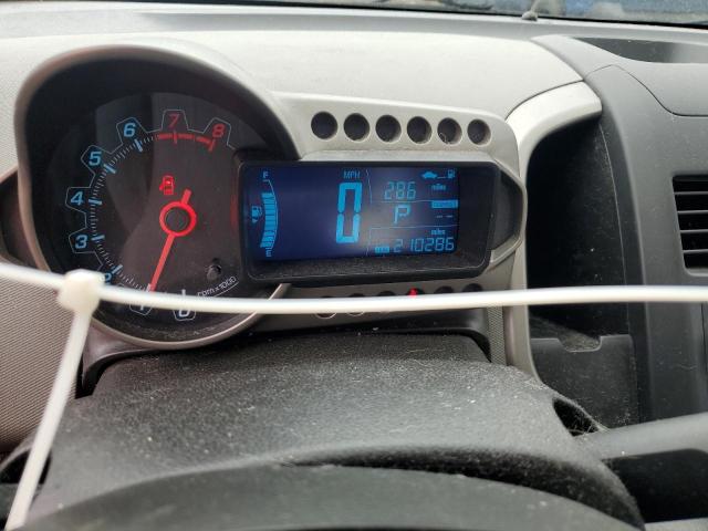 1G1JA5SH2F4116442 - 2015 CHEVROLET SONIC LS WHITE photo 9