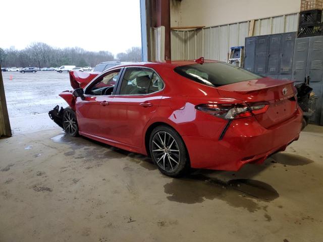 4T1G11AK4RU193546 - 2024 TOYOTA CAMRY SE NIGHT SHADE RED photo 2
