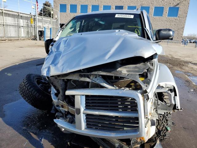 1D4HB58D15F545181 - 2005 DODGE DURANGO LIMITED SILVER photo 5