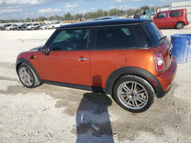 WMWSU3C57DT685606 - 2013 MINI COOPER ORANGE photo 2