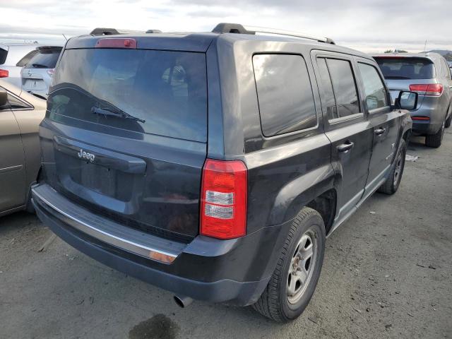 1J4NT4GB1BD182311 - 2011 JEEP PATRIOT LATITUDE BLACK photo 3