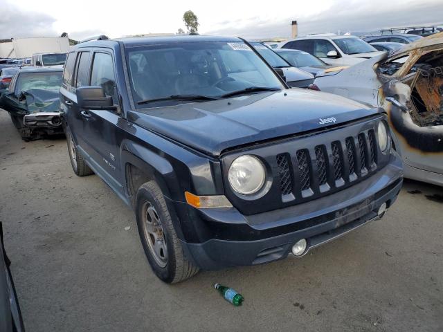 1J4NT4GB1BD182311 - 2011 JEEP PATRIOT LATITUDE BLACK photo 4