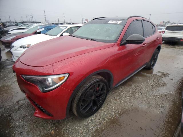 ZASFAKBN0J7B94993 - 2018 ALFA ROMEO STELVIO TI Қызыл фото 1