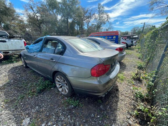 WBAPH7G56BNN03651 - 2011 BMW 328 I GRAY photo 3