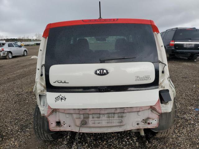 KNDJP3A5XJ7552349 - 2018 KIA SOUL + WHITE photo 6