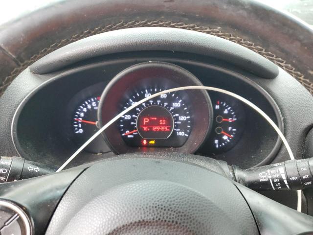 KNDJP3A5XJ7552349 - 2018 KIA SOUL + WHITE photo 9