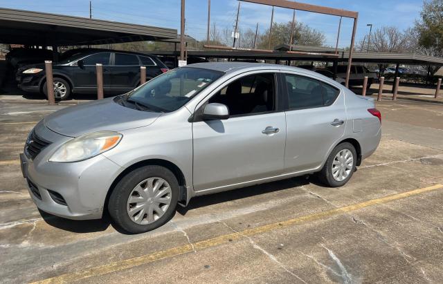 3N1CN7AP2DL864711 - 2013 NISSAN VERSA S SILVER photo 2