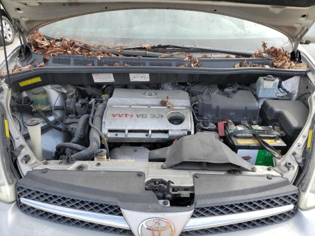 5TDZA22C94S188429 - 2004 TOYOTA SIENNA XLE SILVER photo 12