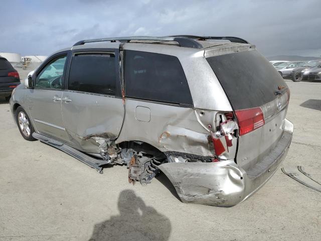 5TDZA22C94S188429 - 2004 TOYOTA SIENNA XLE SILVER photo 2