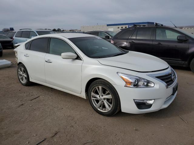 1N4AL3AP0DN588473 - 2013 NISSAN ALTIMA 2.5 WHITE photo 4