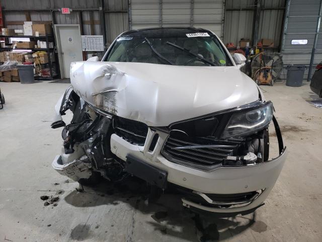 2LMPJ6LP5HBL52895 - 2017 LINCOLN MKX RESERVE Սպիտակ լուսանկար 5