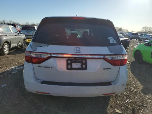 5FNRL5H94DB031628 - 2013 HONDA ODYSSEY TOURING WHITE photo 6