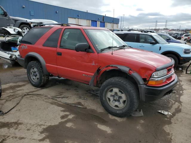 1GNCT18XX3K105267 - 2003 CHEVROLET BLAZER RED photo 4