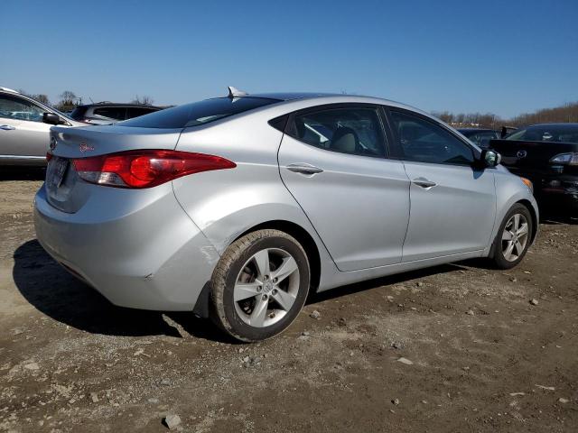 5NPDH4AE0DH228715 - 2013 HYUNDAI ELANTRA GLS SILVER photo 3