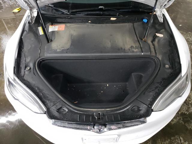 5YJSA1E19GF153906 - 2016 TESLA MODEL S WHITE photo 11