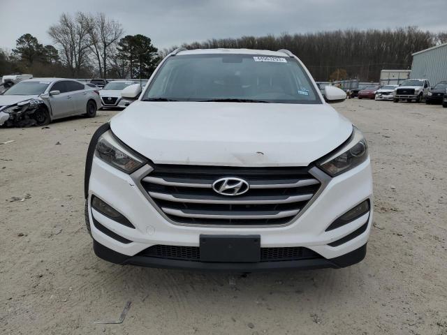 KM8J3CA41HU437956 - 2017 HYUNDAI TUCSON LIMITED WHITE photo 5