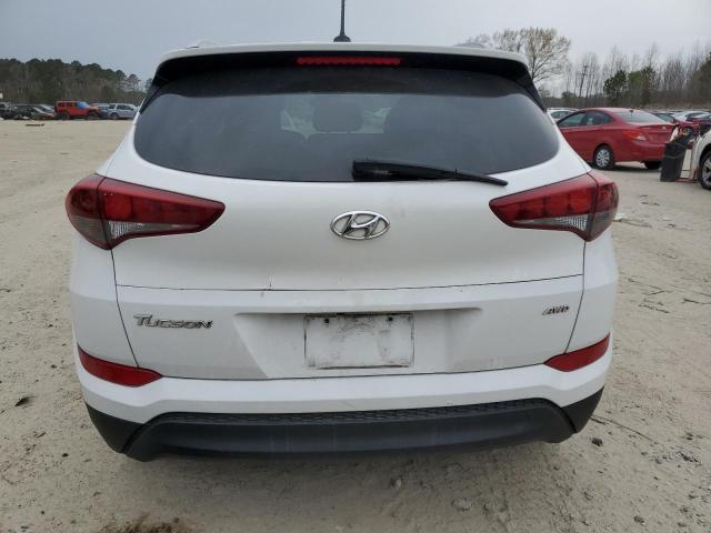 KM8J3CA41HU437956 - 2017 HYUNDAI TUCSON LIMITED WHITE photo 6