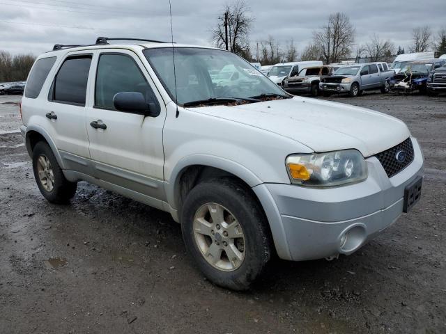 1FMYU93107KB06698 - 2007 FORD ESCAPE XLT WHITE photo 4