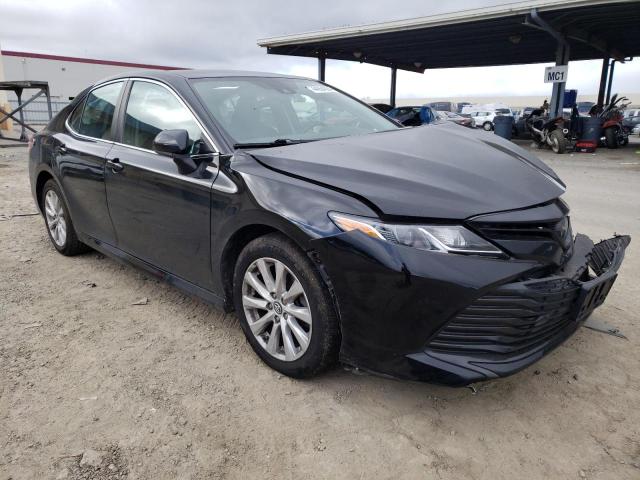 4T1B11HK4KU825449 - 2019 TOYOTA CAMRY L BLACK photo 4