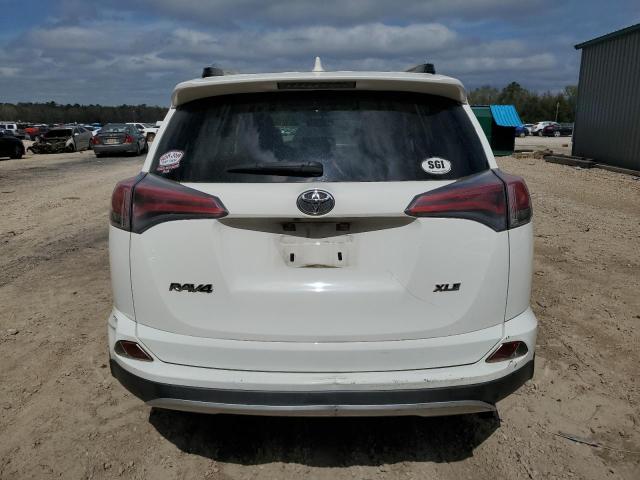 JTMWFREV5GJ099081 - 2016 TOYOTA RAV4 XLE WHITE photo 6