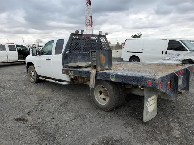 1GBJC79639E130984 - 2009 CHEVROLET SILVERADO C3500 WHITE photo 2