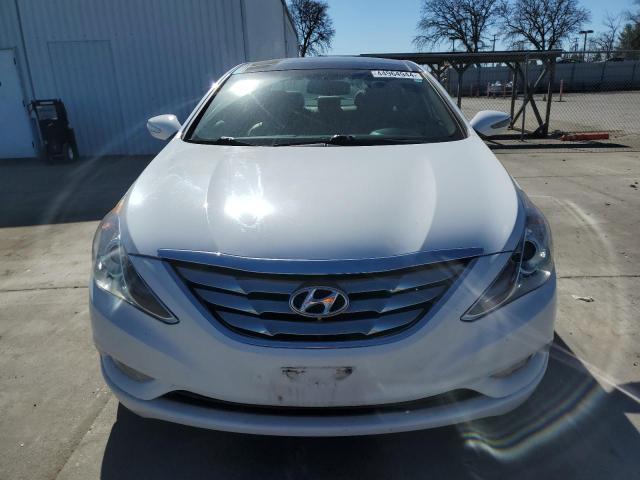 5NPEC4AC4CH467202 - 2012 HYUNDAI SONATA SE WHITE photo 5