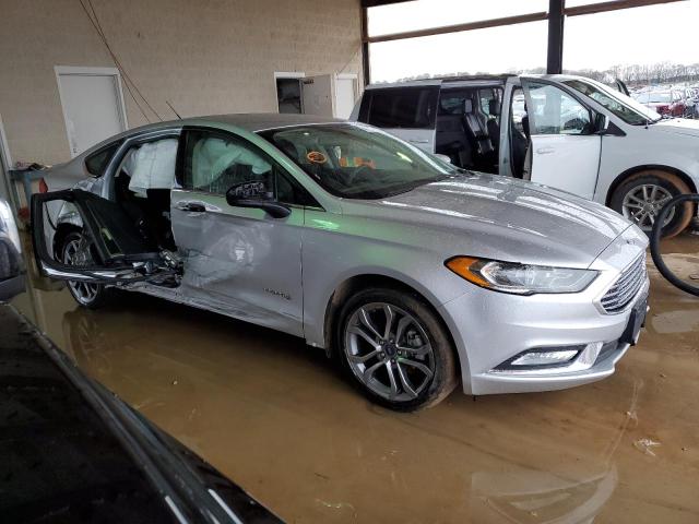 3FA6P0LU8HR395325 - 2017 FORD FUSION SE HYBRID SILVER photo 4