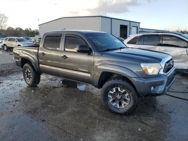 3TMJU4GN4FM182583 - 2015 TOYOTA TACOMA DOUBLE CAB PRERUNNER GRAY photo 4