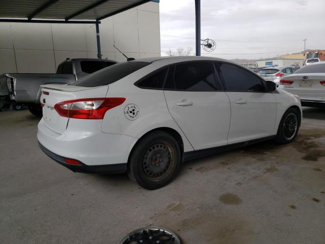 1FAHP3F21CL222158 - 2012 FORD FOCUS SE WHITE photo 3