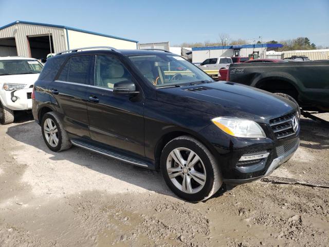 4JGDA5HB0EA347133 - 2014 MERCEDES-BENZ ML 350 4MATIC BLACK photo 4