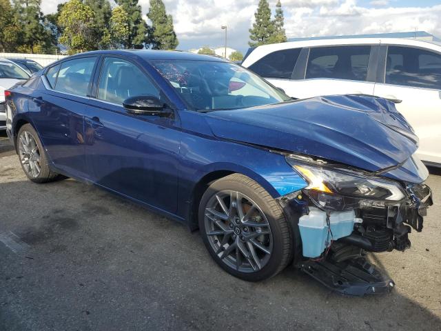 1N4AL4CVXRN318899 - 2024 NISSAN ALTIMA SR BLUE photo 4