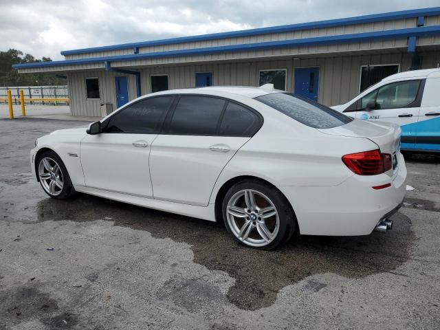 WBAKP9C56GD980396 - 2016 BMW 550 XI WHITE photo 2