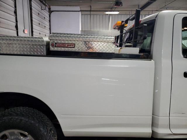 3C6LR5BT3HG759280 - 2017 RAM 2500 SLT WHITE photo 10