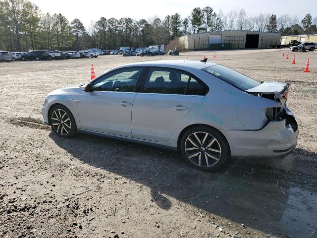 3VW4T7AJ5JM209030 - 2018 VOLKSWAGEN JETTA GLI SILVER photo 2