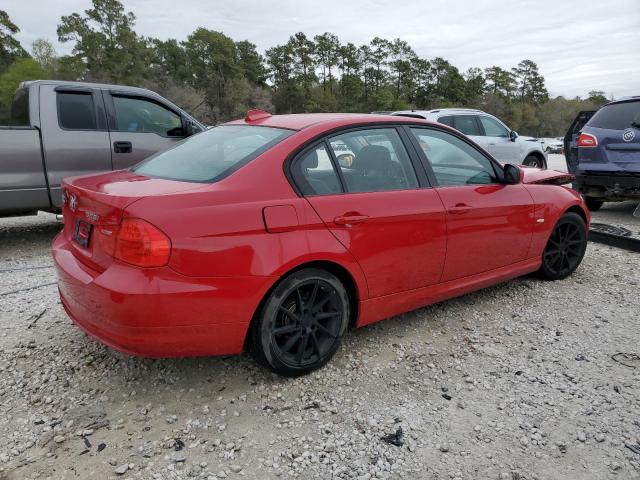 WBAPH7C58BE460324 - 2011 BMW 328 I RED photo 3