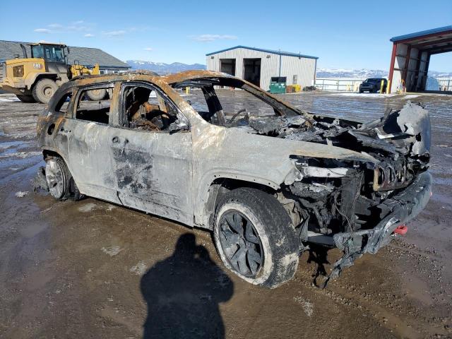 1C4PJMBS6GW305933 - 2016 JEEP CHEROKEE TRAILHAWK BLACK photo 4