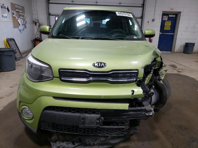 KNDJP3A57H7885683 - 2017 KIA SOUL + GREEN photo 5