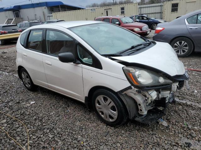 JHMGE8H30BC008709 - 2011 HONDA FIT WHITE photo 4