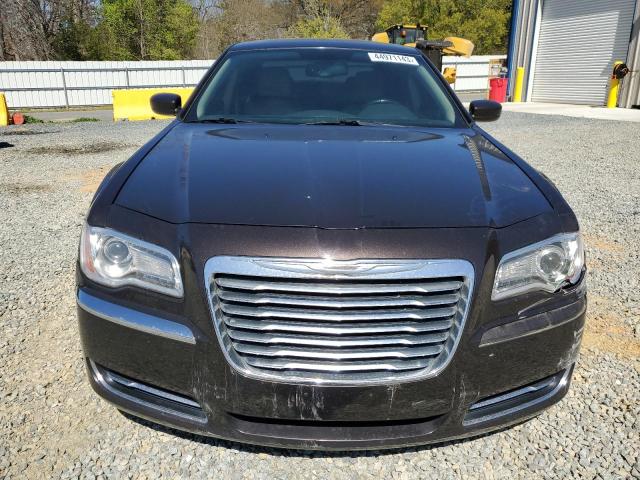 2C3CCAAGXDH599212 - 2013 CHRYSLER 300 BROWN photo 5