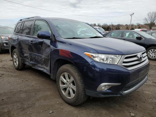 5TDBK3EH5DS184468 - 2013 TOYOTA HIGHLANDER BASE BLUE photo 4